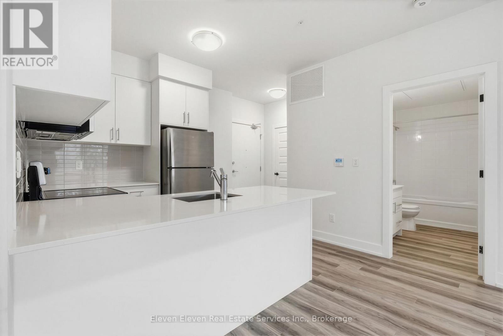 220 - 100 LACKNER PLACE, Kitchener, Ontario, N2A0M1 — Photo 18