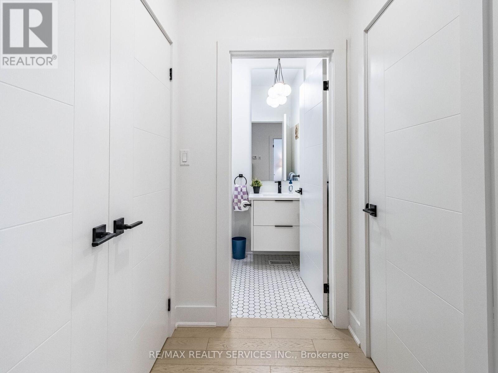 18 PRINCETON COMMON STREET, St. Catharines (Lakeport), Ontario, L2N0B7 — Photo 7