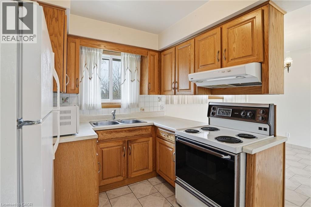 347 HIXON Road, Hamilton, Ontario, L8K2C8 — Photo 13