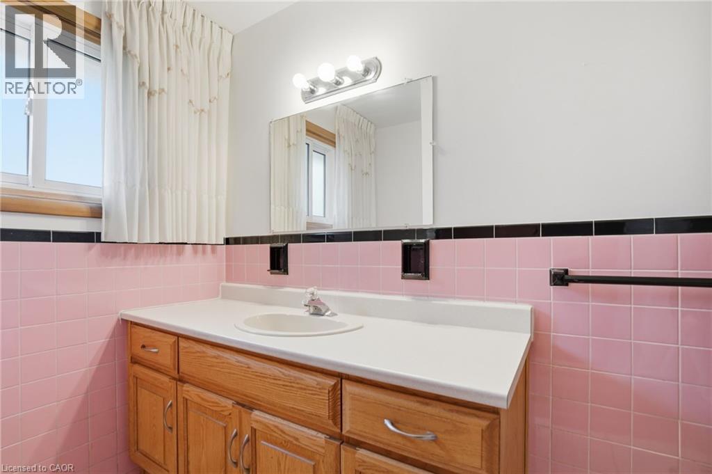 347 HIXON Road, Hamilton, Ontario, L8K2C8 — Photo 17