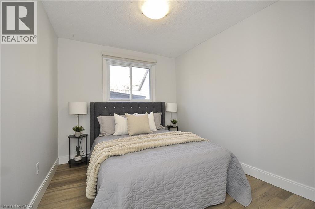 41 NORA Court, Cambridge, Ontario, N3C3N1 — Photo 21