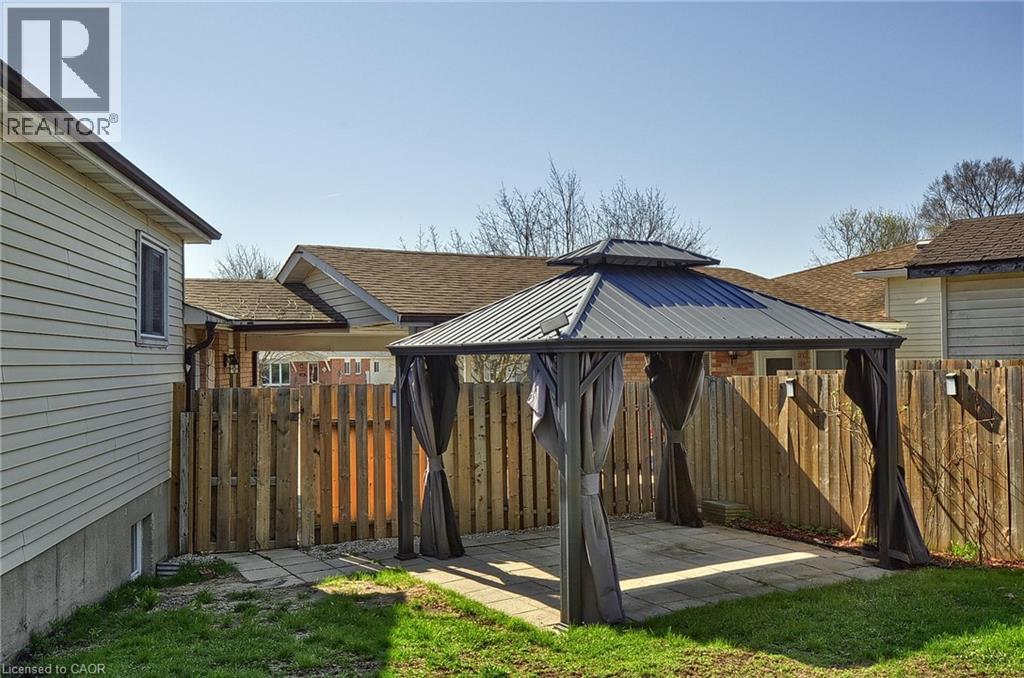 41 NORA Court, Cambridge, Ontario, N3C3N1 — Photo 33