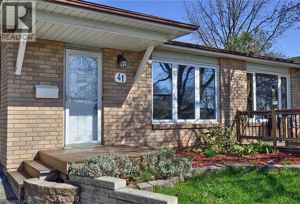 41 NORA Court, Cambridge, Ontario, N3C3N1 — Photo 4