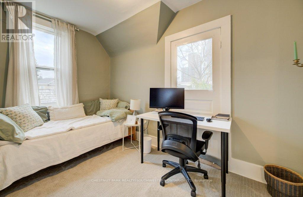 8 SPRING STREET E, Waterloo, Ontario, N2J2L8 — Photo 29