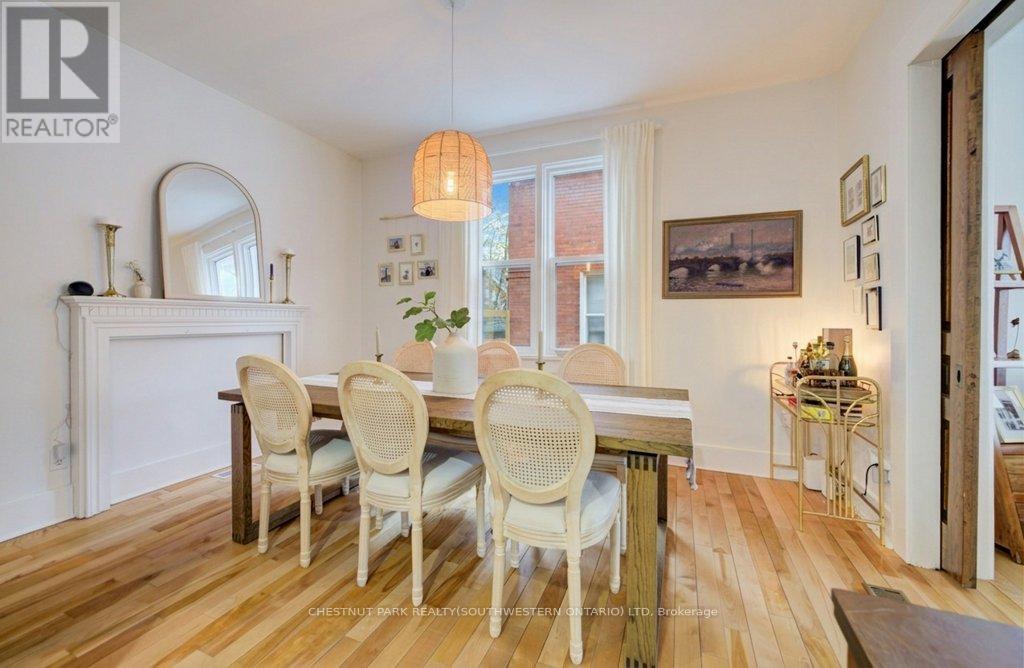 8 SPRING STREET E, Waterloo, Ontario, N2J2L8 — Photo 7