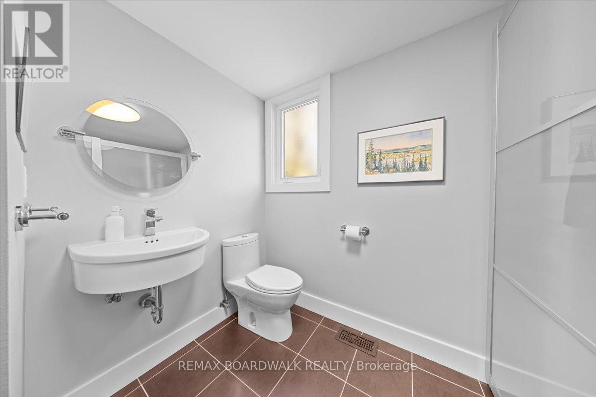 1912 OAKDEAN CRESCENT, Ottawa, Ontario, K1J6H3 — Photo 21