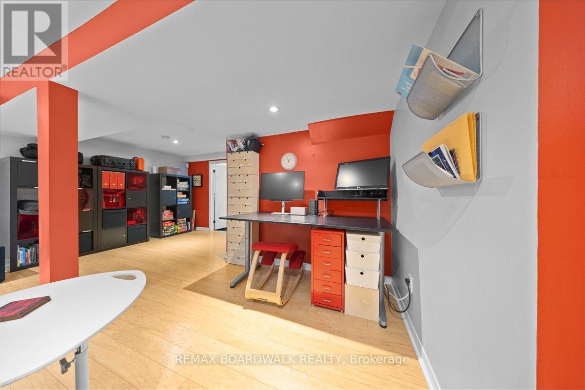 1912 OAKDEAN CRESCENT, Ottawa, Ontario, K1J6H3 — Photo 36
