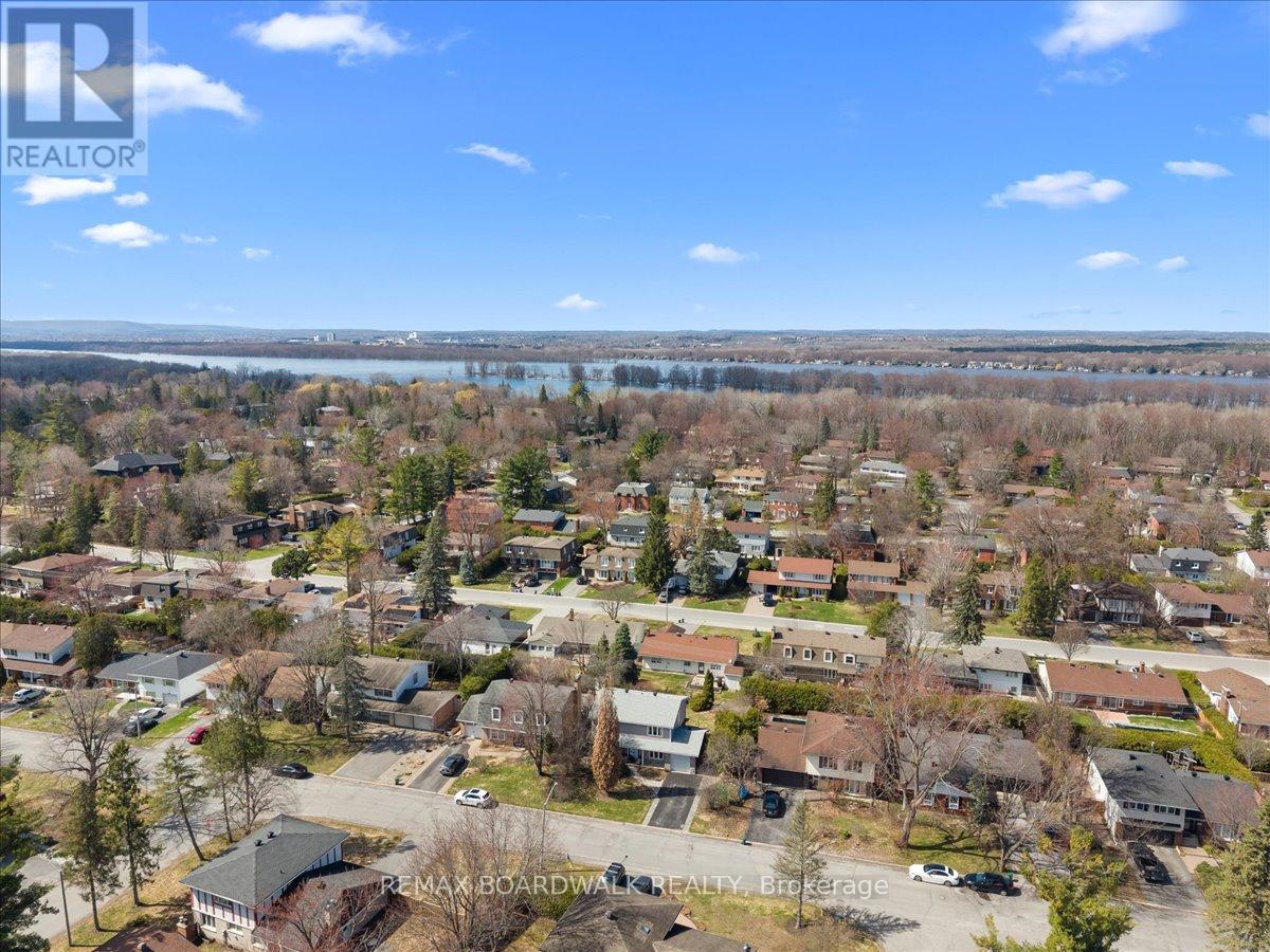 1912 OAKDEAN CRESCENT, Ottawa, Ontario, K1J6H3 — Photo 45