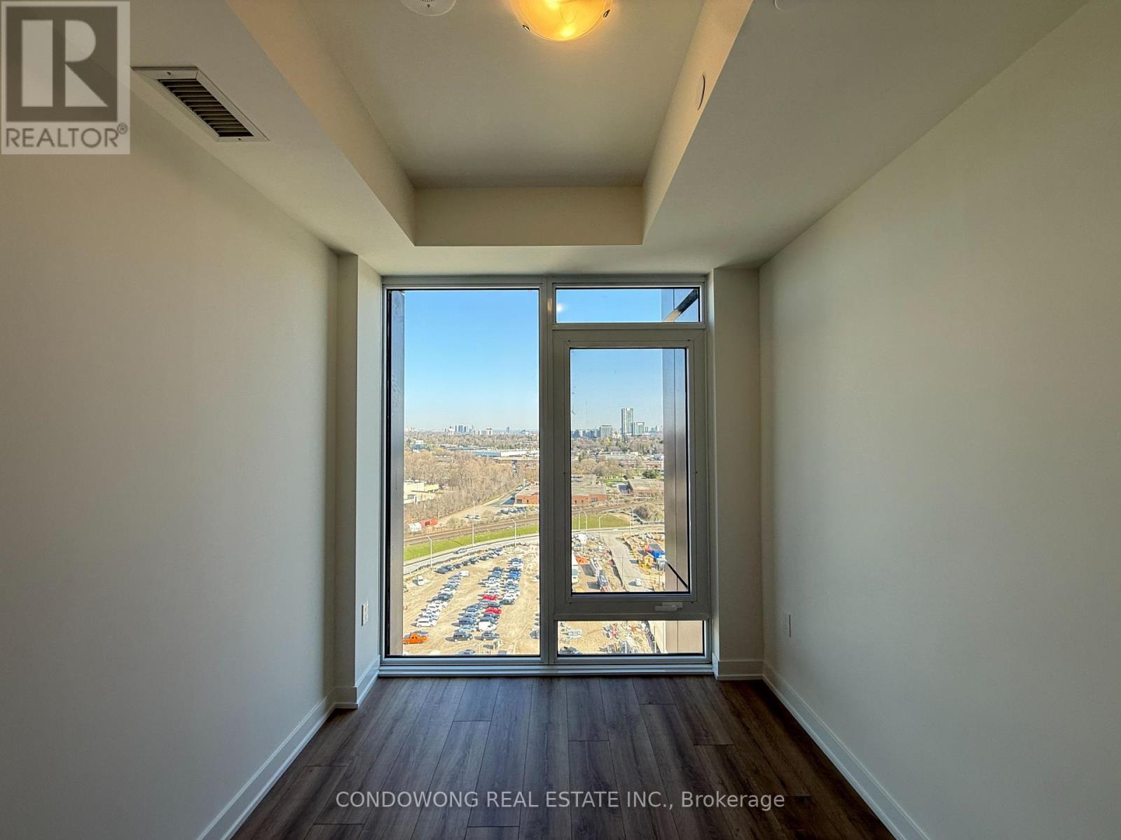 1804 - 5 QUARRINGTON LANE, Toronto (Banbury-Don Mills), Ontario, M3C0S5 — Photo 6