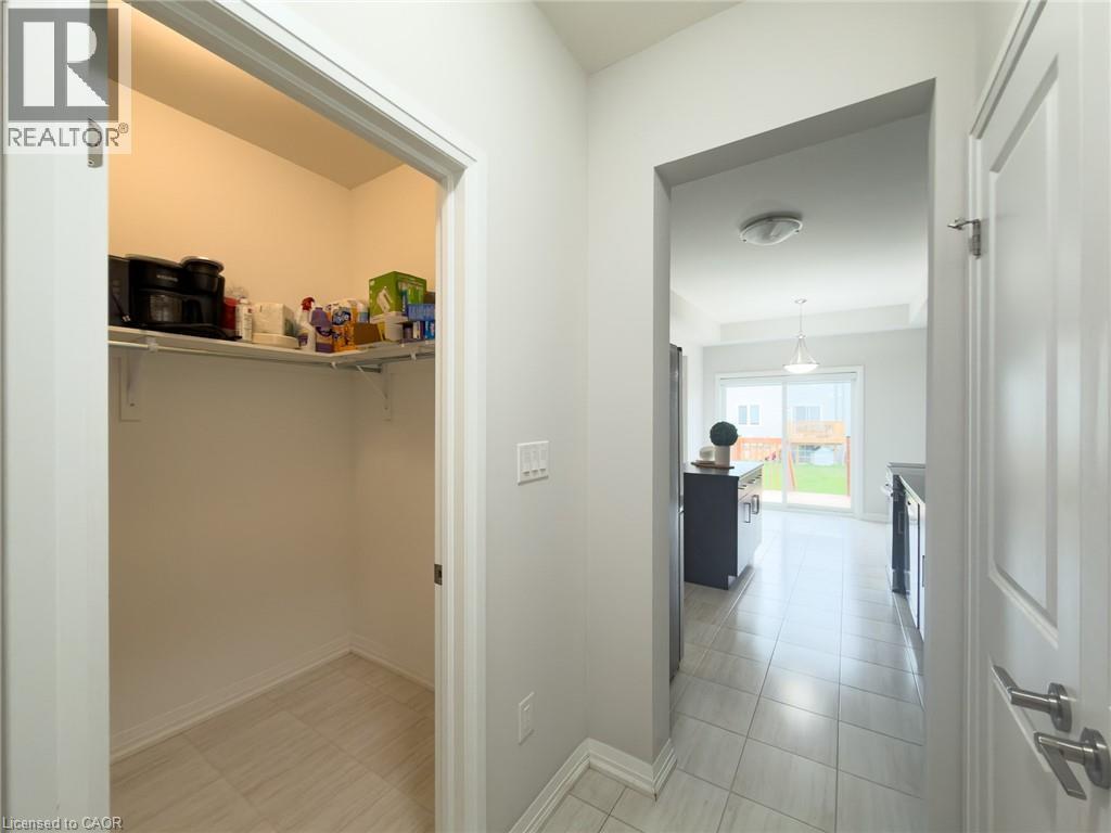 105 ALICIA Crescent, Thorold, Ontario, L2V0M1 — Photo 14