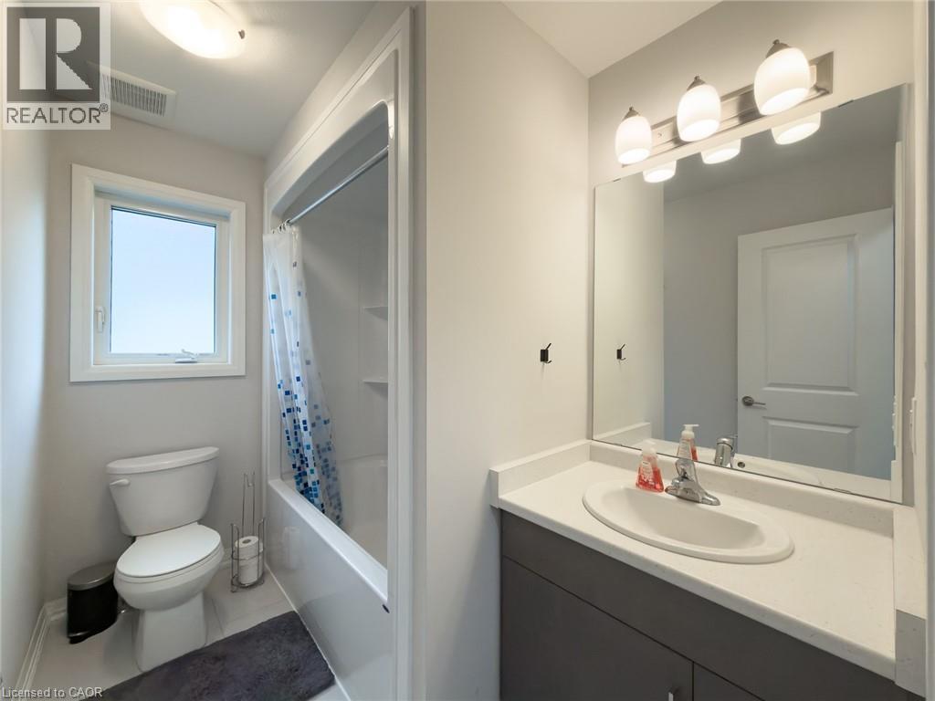 105 ALICIA Crescent, Thorold, Ontario, L2V0M1 — Photo 24