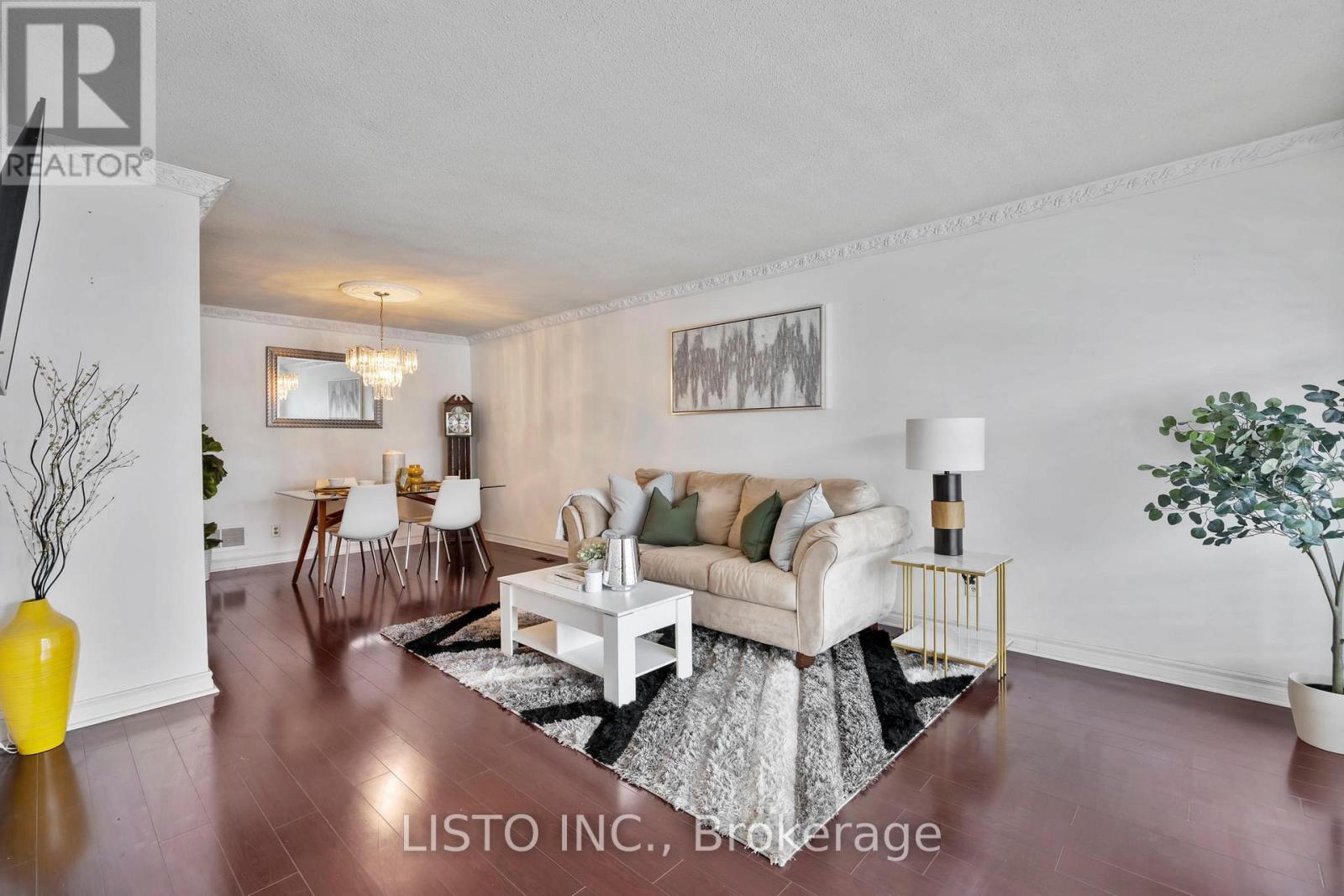 43 ROBBINSTONE DRIVE, Toronto (Malvern), Ontario, M1B2C4 — Photo 7