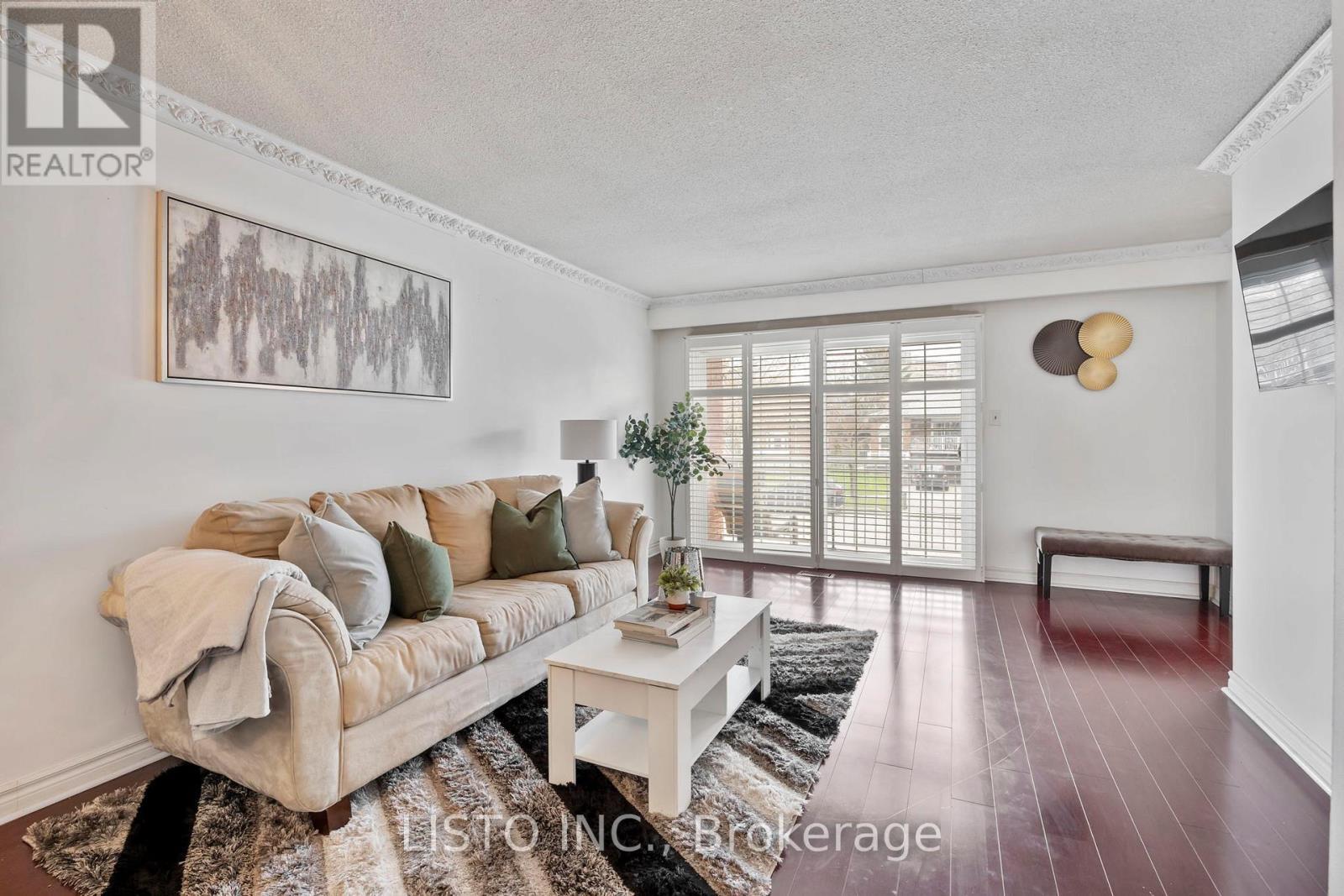 43 ROBBINSTONE DRIVE, Toronto (Malvern), Ontario, M1B2C4 — Photo 9