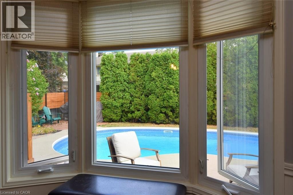 18 CHARTERHOUSE Crescent, Ancaster, Ontario, L9G4E5 — Photo 17