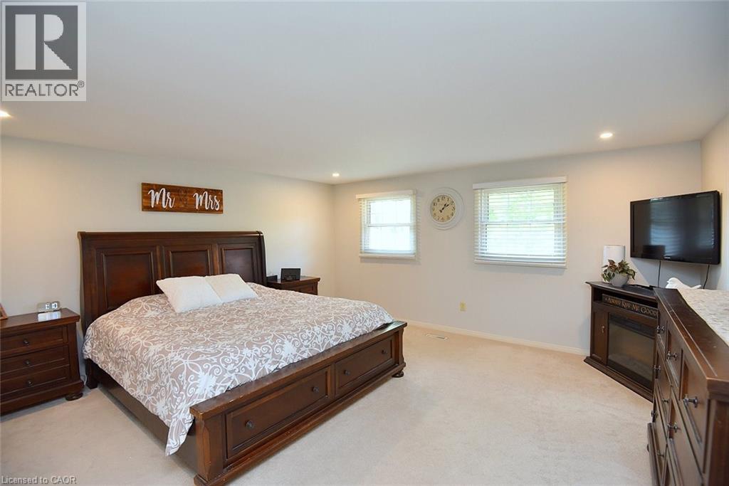 18 CHARTERHOUSE Crescent, Ancaster, Ontario, L9G4E5 — Photo 21