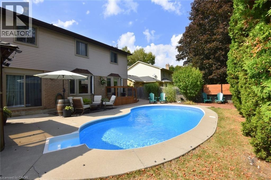 18 CHARTERHOUSE Crescent, Ancaster, Ontario, L9G4E5 — Photo 37