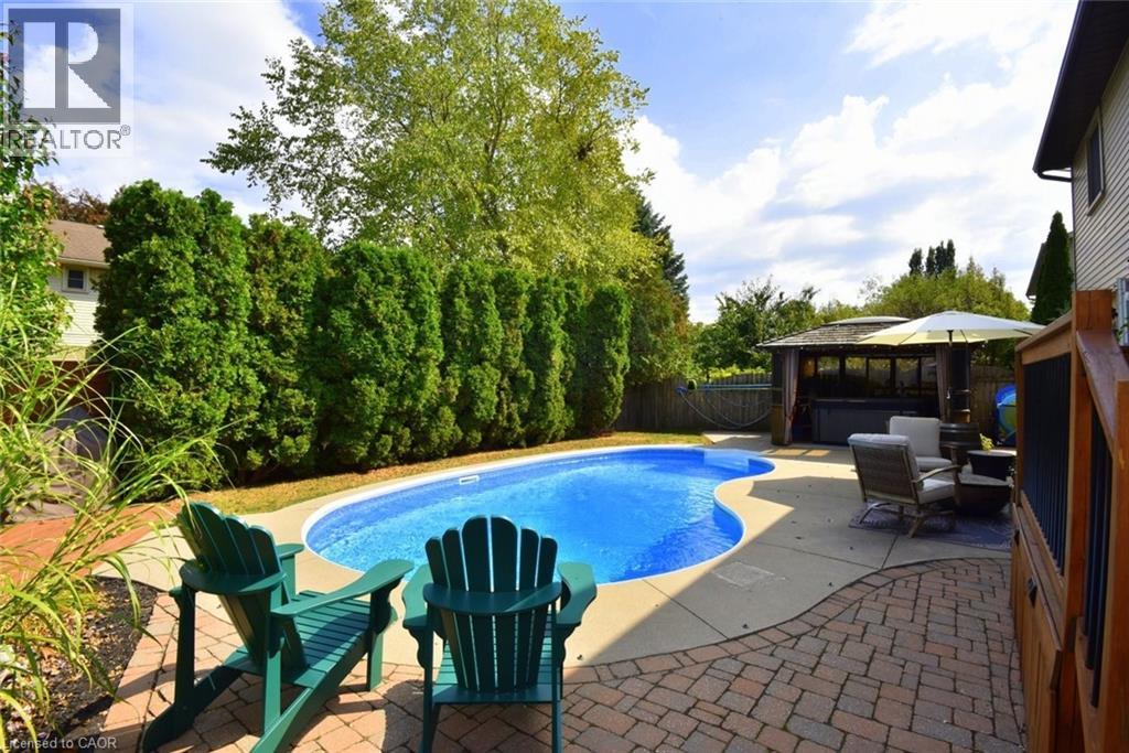 18 CHARTERHOUSE Crescent, Ancaster, Ontario, L9G4E5 — Photo 38