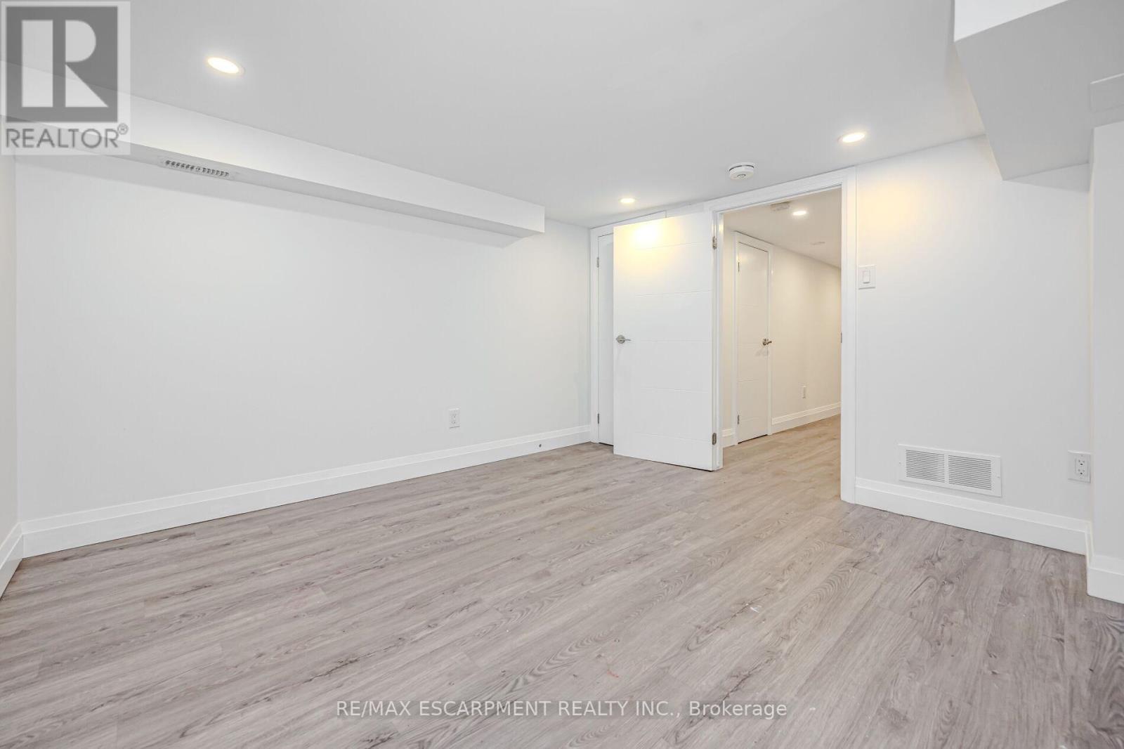 1-LOWER LVL - 74 CATHCART STREET, Hamilton (Beasley), Ontario, L8R1M5 — Photo 10