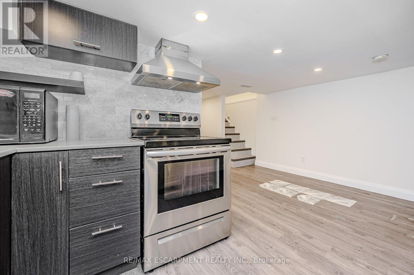 1-LOWER LVL - 74 CATHCART STREET, Hamilton (Beasley), Ontario, L8R1M5 — Photo 4