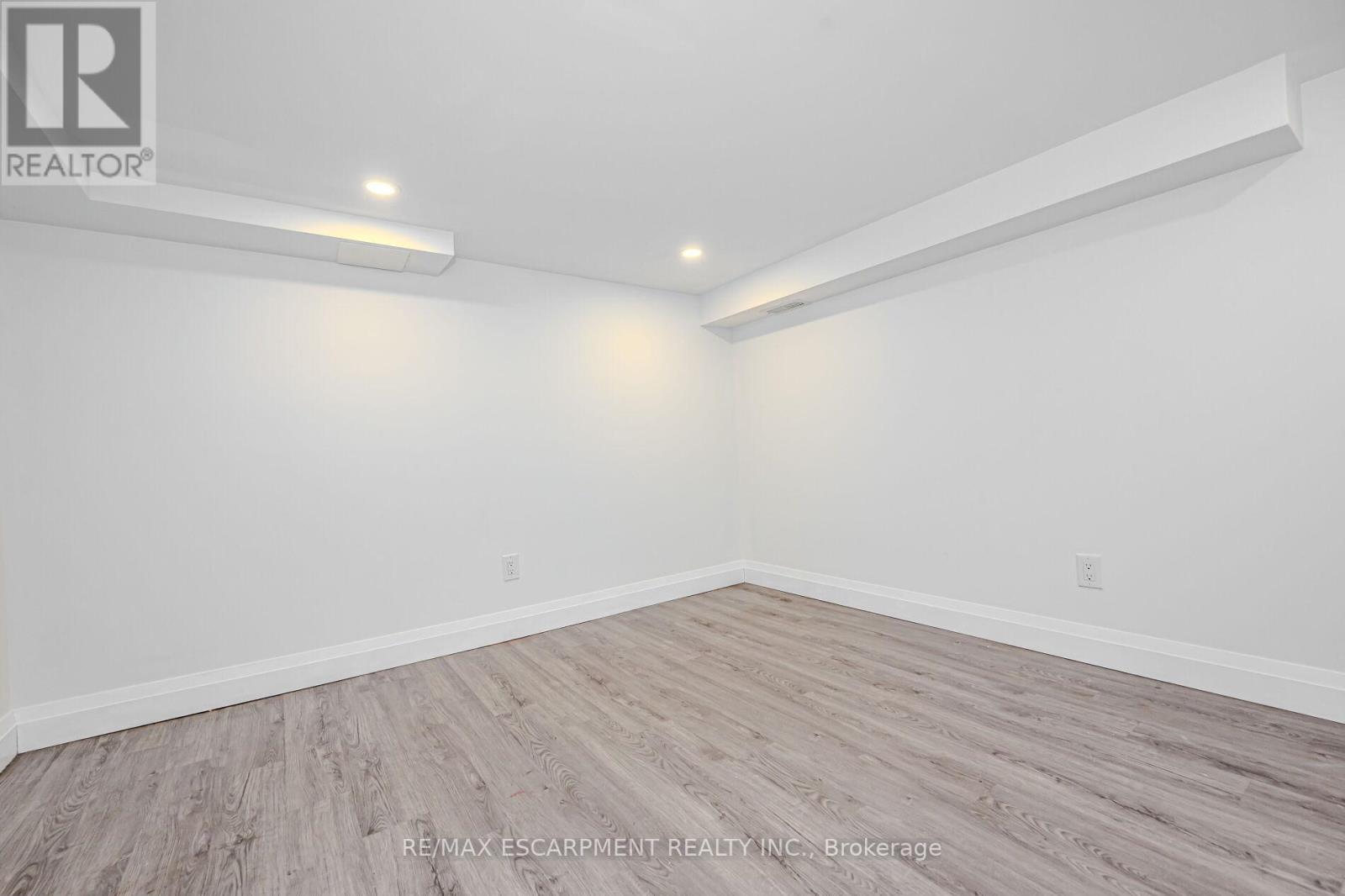 1-LOWER LVL - 74 CATHCART STREET, Hamilton (Beasley), Ontario, L8R1M5 — Photo 7