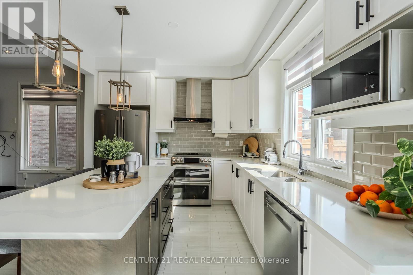 25 ELYSIAN FIELDS CIRCLE, Brampton (Bram West), Ontario, L6Y6E9 — Photo 5