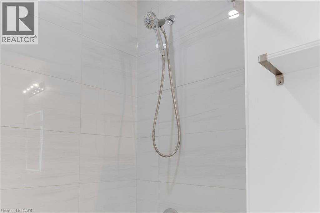 125 SHOREVIEW Place Unit# 409, Stoney Creek, Ontario, L8E0K3 — Photo 28