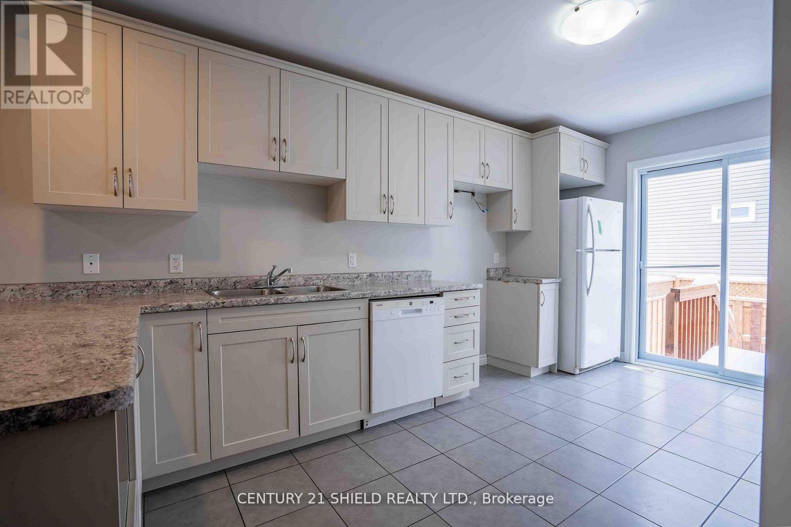 223 THIRD STREET W, Cornwall, Ontario, K6J0B6 — Photo 5