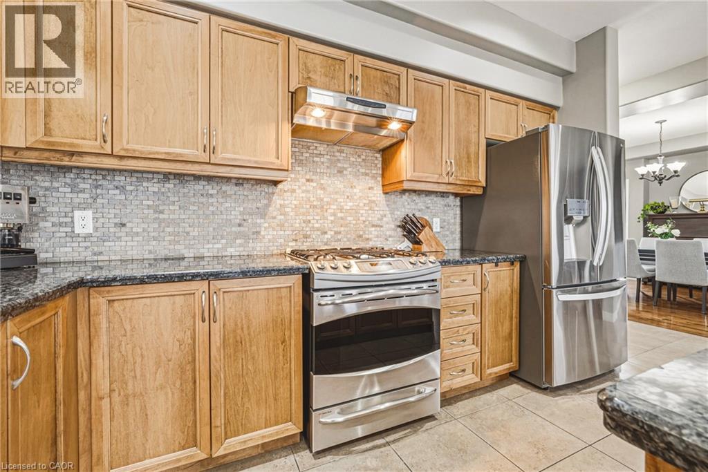 419 DICENZO Drive, Hamilton, Ontario, L9B0B3 — Photo 12