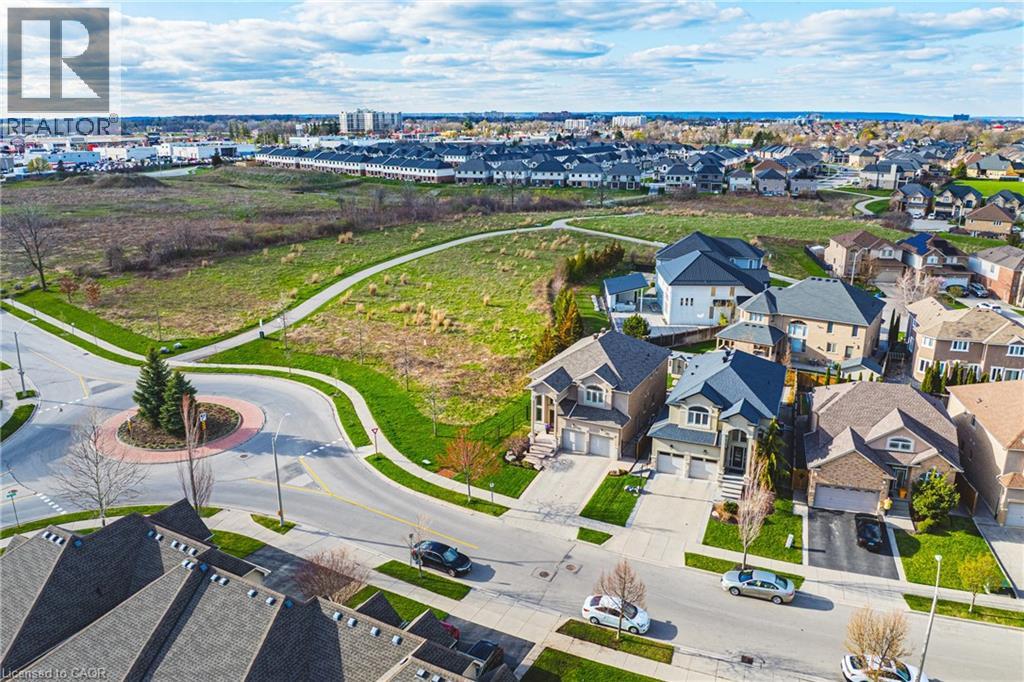 419 DICENZO Drive, Hamilton, Ontario, L9B0B3 — Photo 32