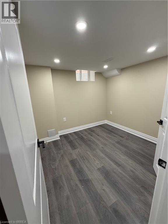 116 BLACKBURN Drive, Brantford, Ontario, N3T6S2 — Photo 6