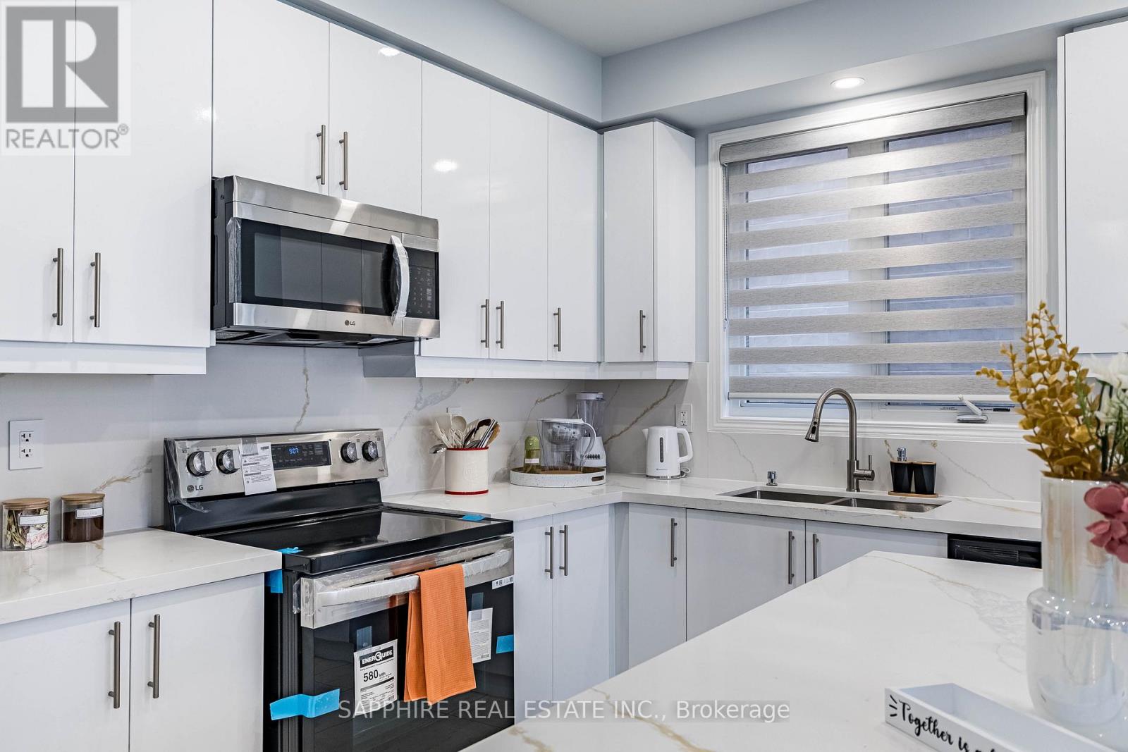 325 TRUDEAU DRIVE E, Milton (CL Clarke), Ontario, L9T8Y7 — Photo 13