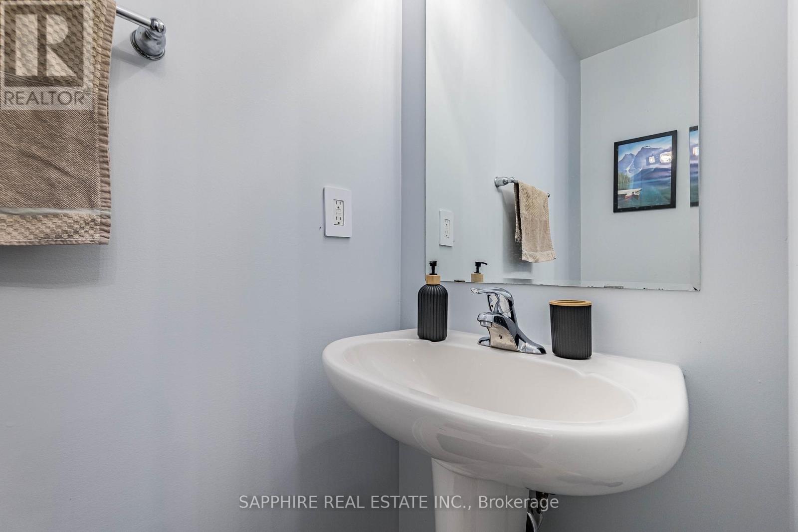 325 TRUDEAU DRIVE E, Milton (CL Clarke), Ontario, L9T8Y7 — Photo 8