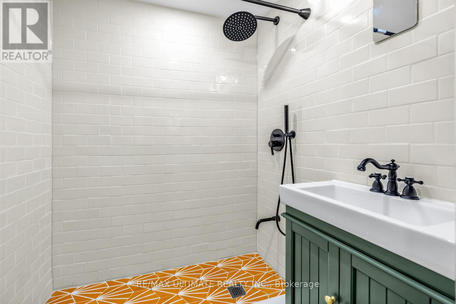 18 BLANTYRE AVENUE, Toronto (Birchcliffe-Cliffside), Ontario, M1N2R4 — Photo 46