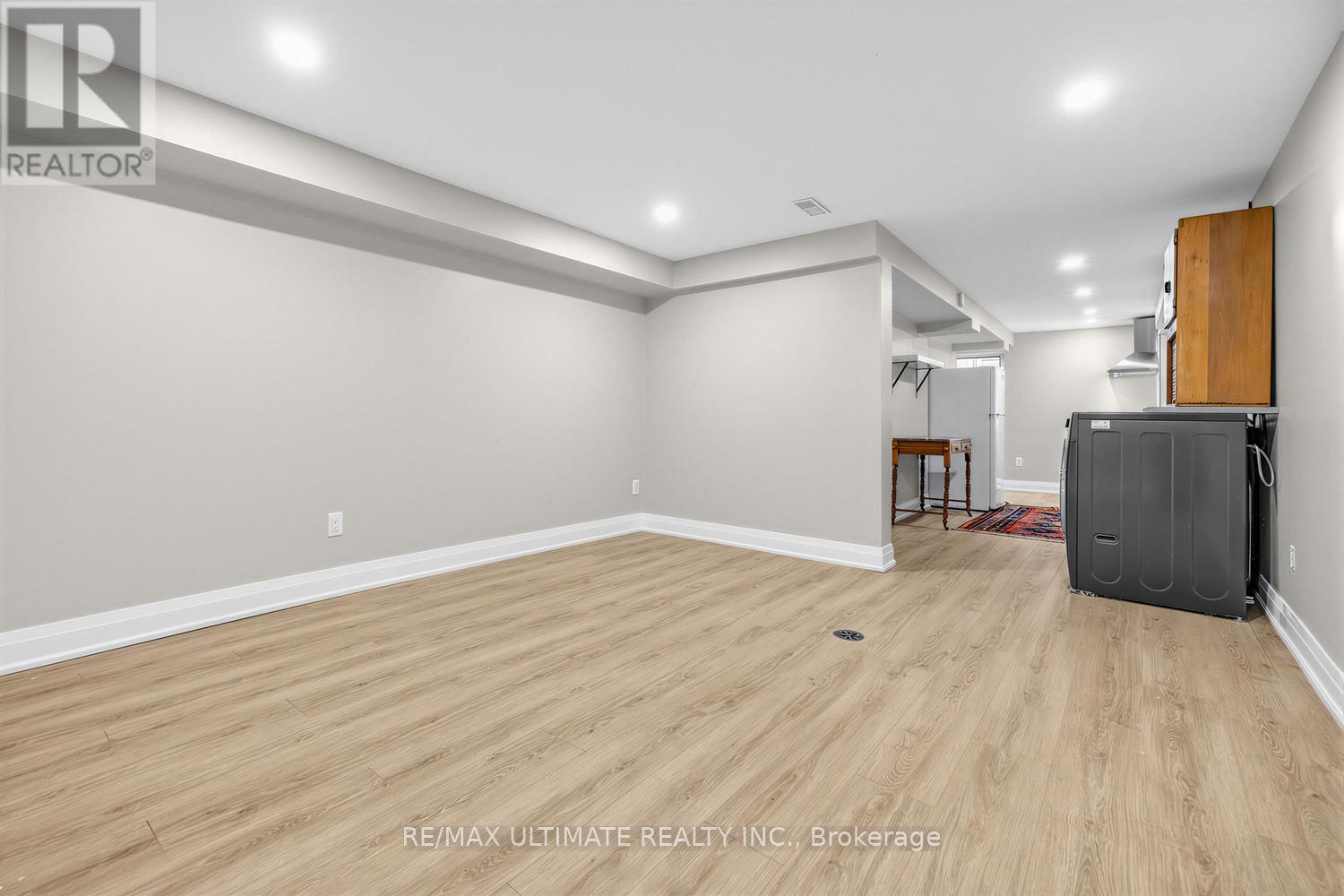 18 BLANTYRE AVENUE, Toronto (Birchcliffe-Cliffside), Ontario, M1N2R4 — Photo 48