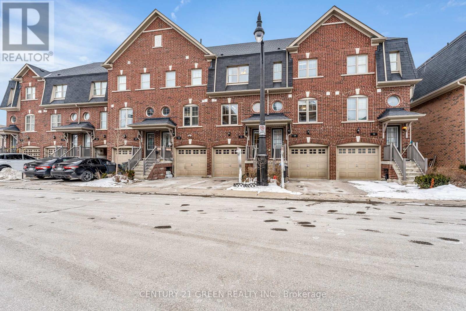 32 BATTALION ROAD, Brampton (Northwest Brampton), Ontario, L7A4B6 — Photo 3