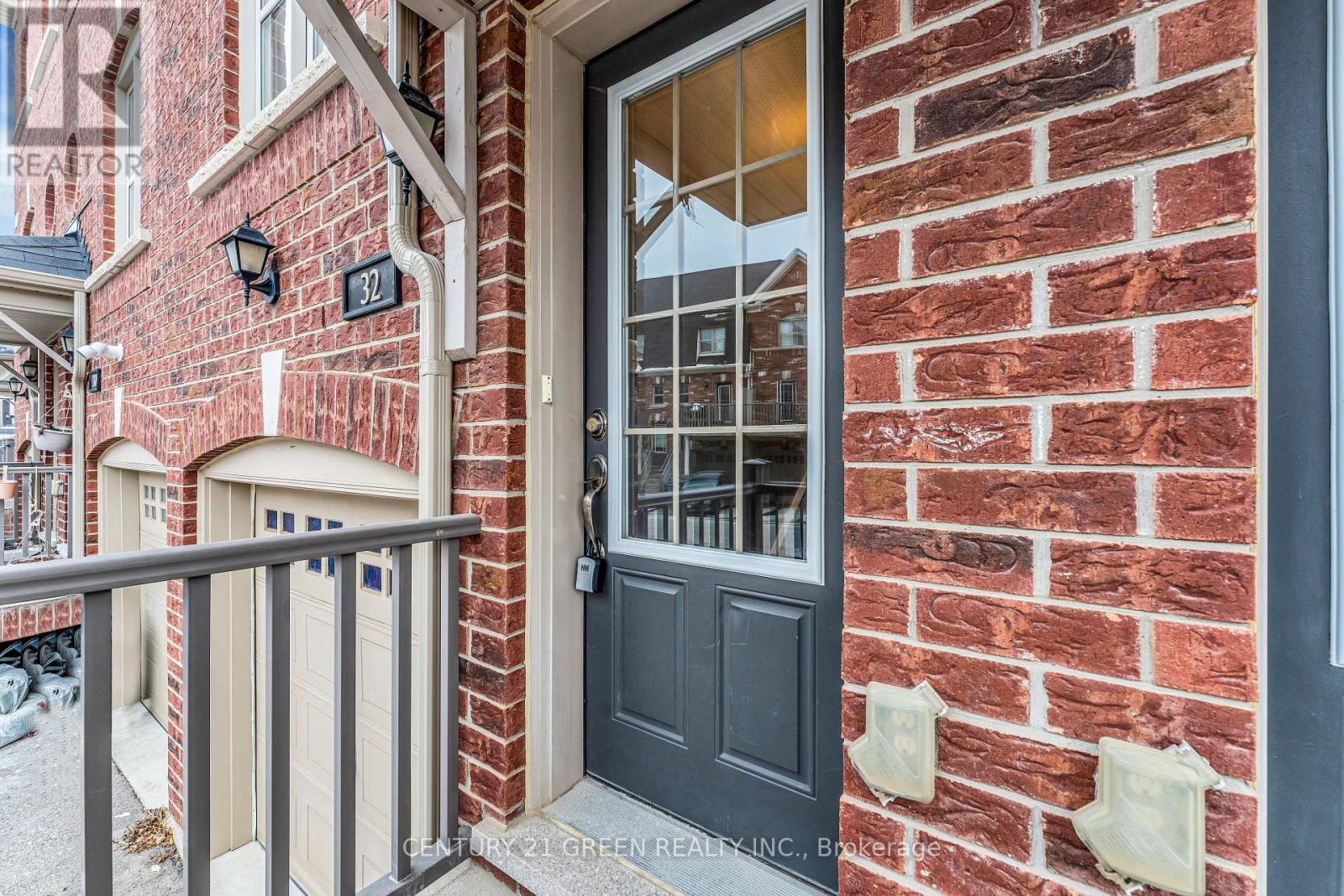 32 BATTALION ROAD, Brampton (Northwest Brampton), Ontario, L7A4B6 — Photo 6