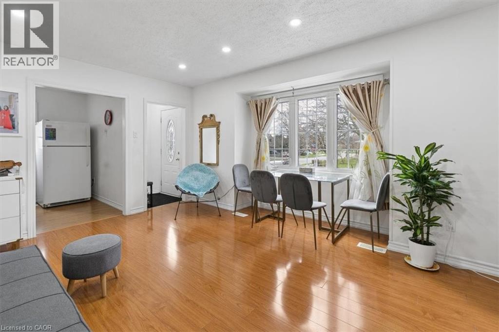 18 GOWDY Avenue, Guelph, Ontario, N1H2K7 — Photo 6