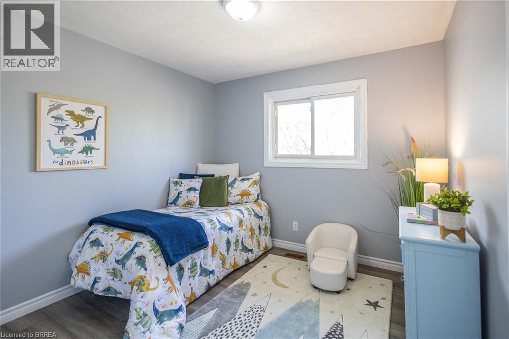 11 MONTOUR Place, Brantford, Ontario, N3R5E4 — Photo 16