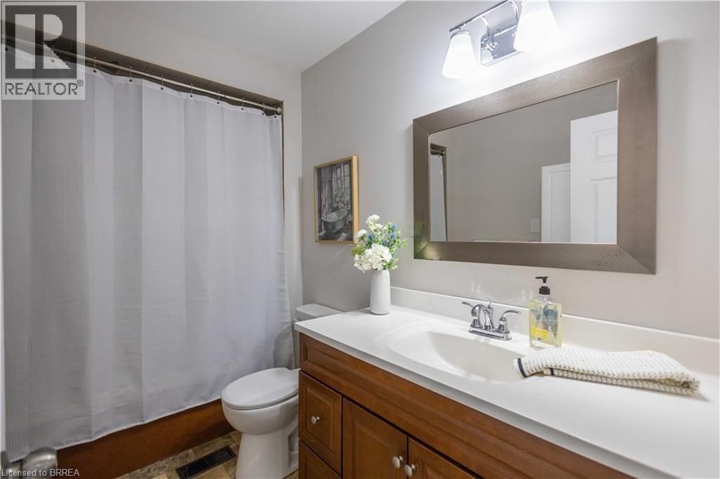 11 MONTOUR Place, Brantford, Ontario, N3R5E4 — Photo 18