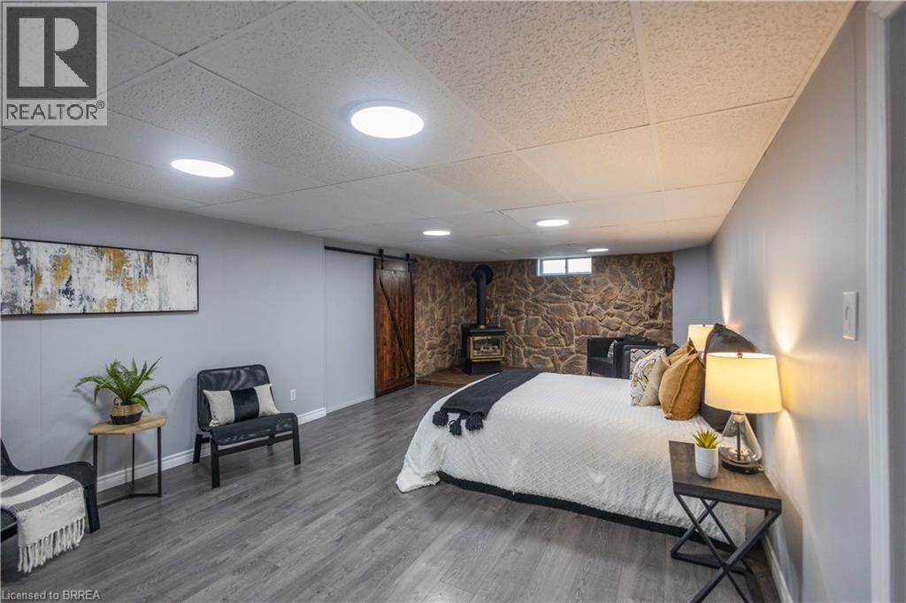 11 MONTOUR Place, Brantford, Ontario, N3R5E4 — Photo 24