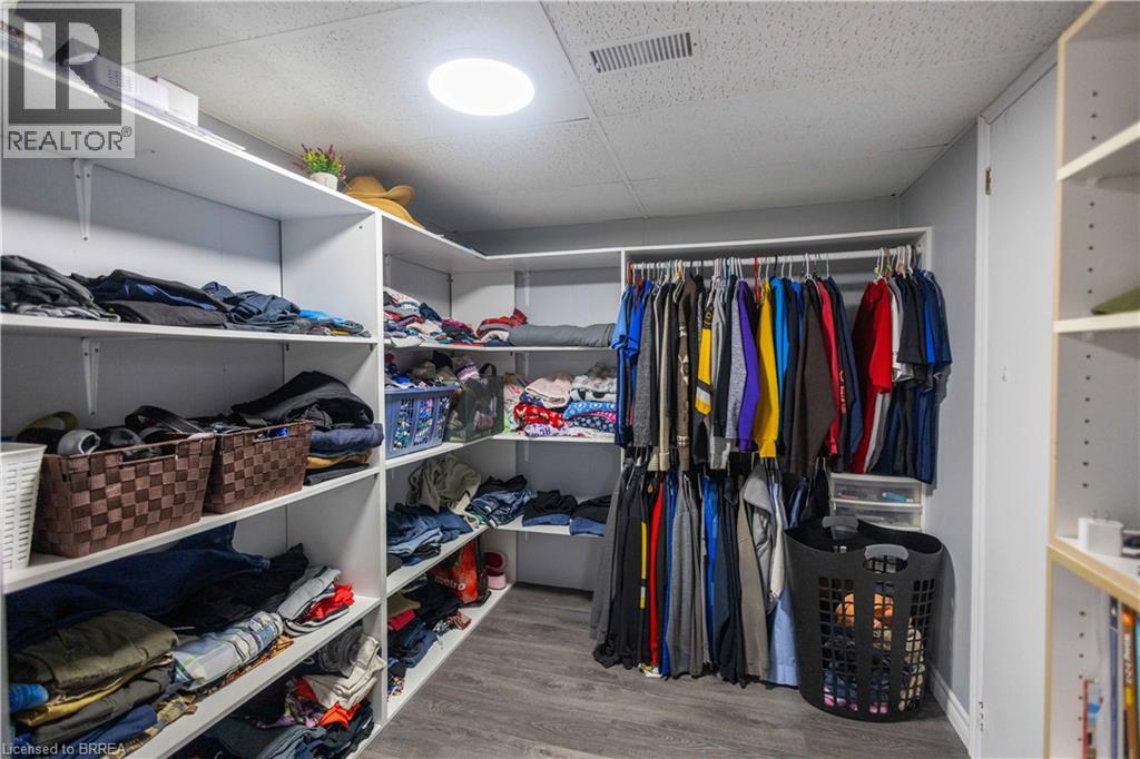 11 MONTOUR Place, Brantford, Ontario, N3R5E4 — Photo 27