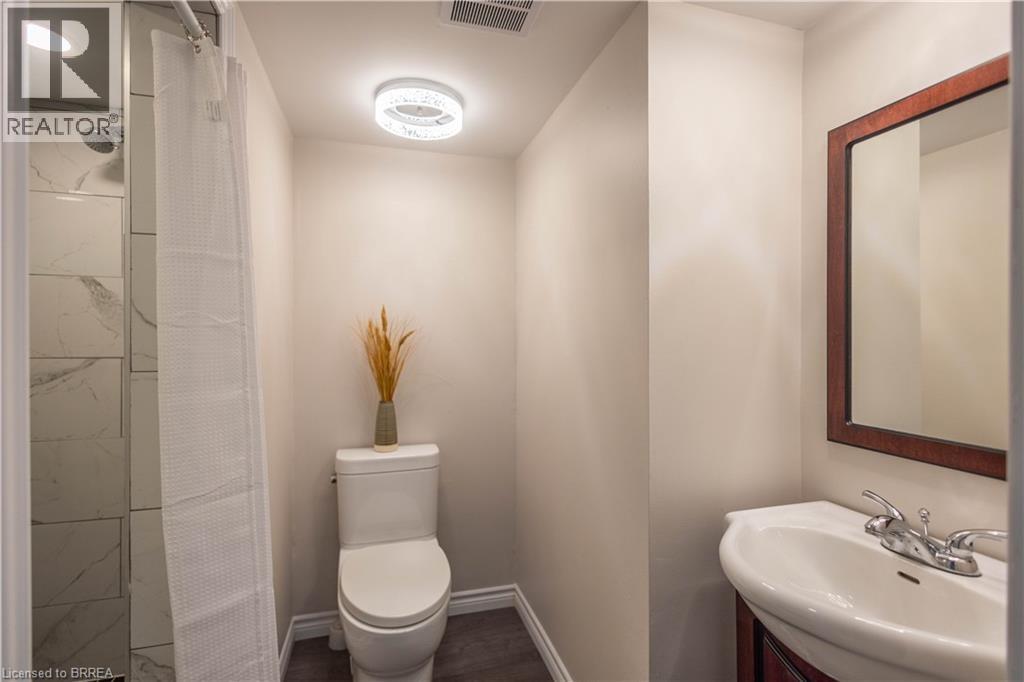 11 MONTOUR Place, Brantford, Ontario, N3R5E4 — Photo 29