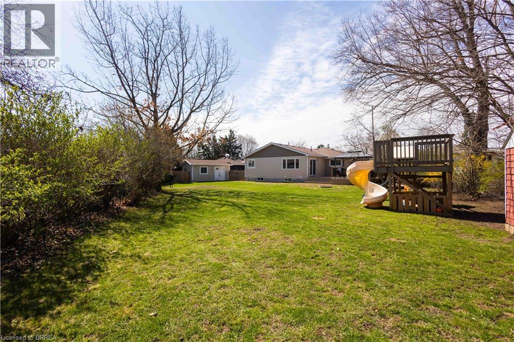 11 MONTOUR Place, Brantford, Ontario, N3R5E4 — Photo 37