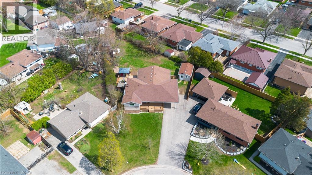 11 MONTOUR Place, Brantford, Ontario, N3R5E4 — Photo 38