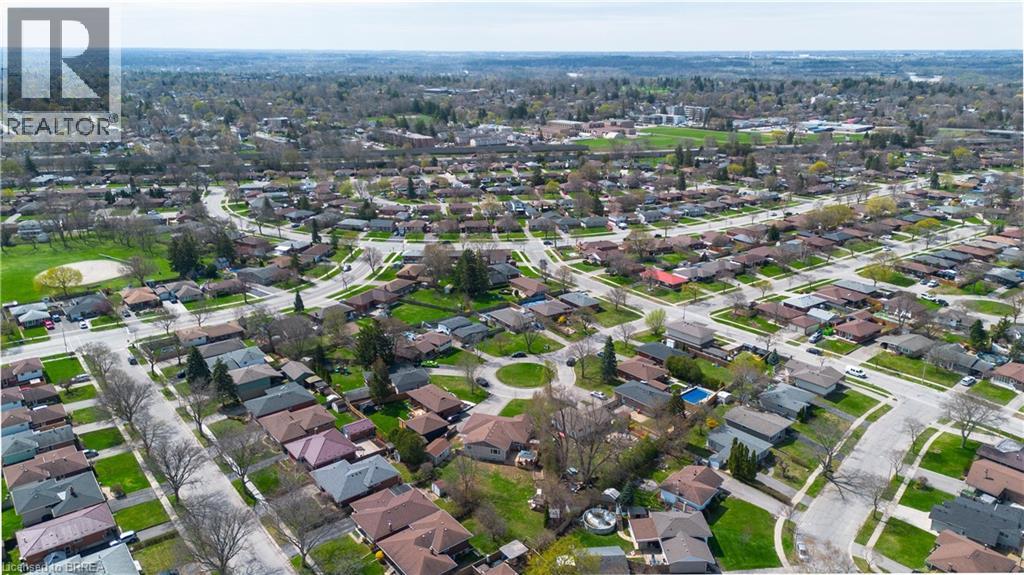 11 MONTOUR Place, Brantford, Ontario, N3R5E4 — Photo 40