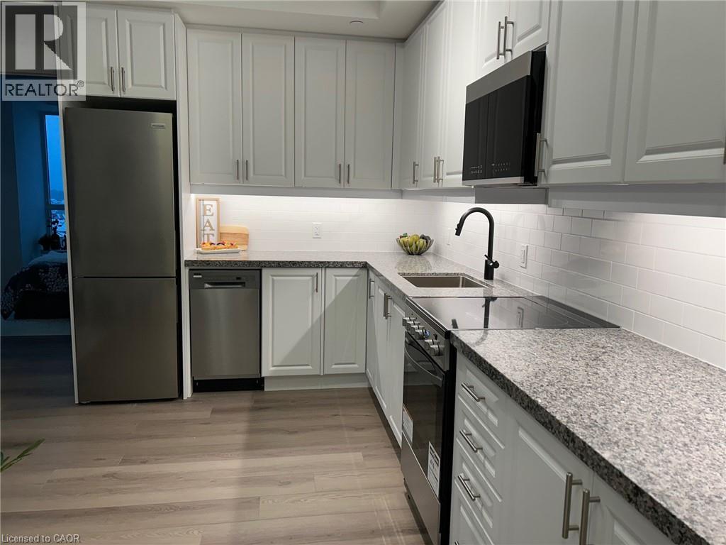 2333 KHALSA Gate Unit# 703, Oakville, Ontario, L7M0X7 — Photo 3