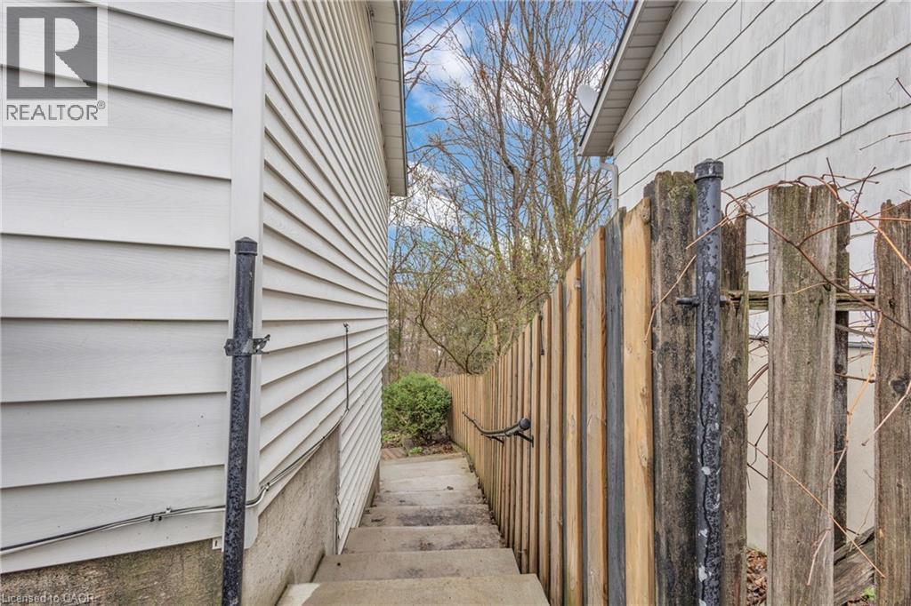 22 BLACKHORNE Crescent, Kitchener, Ontario, N2E1T1 — Photo 40