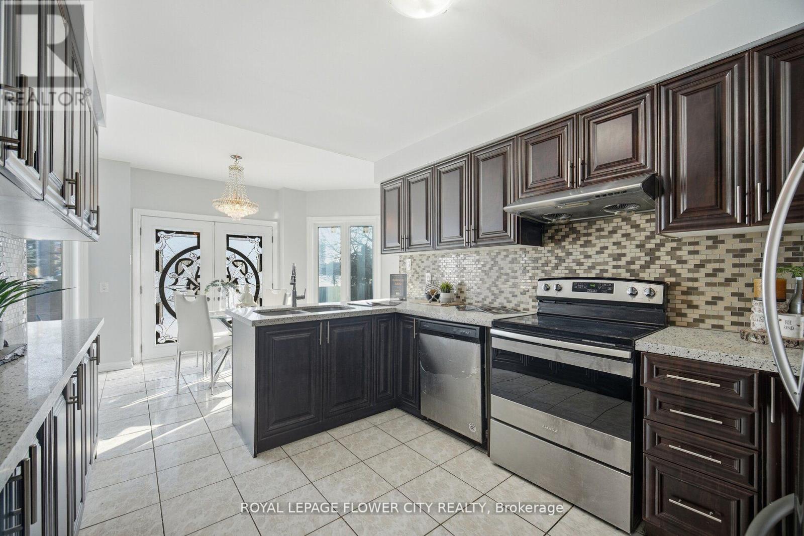 1 DONALDSON DRIVE, Brampton (Brampton South), Ontario, L6Y3G7 — Photo 7