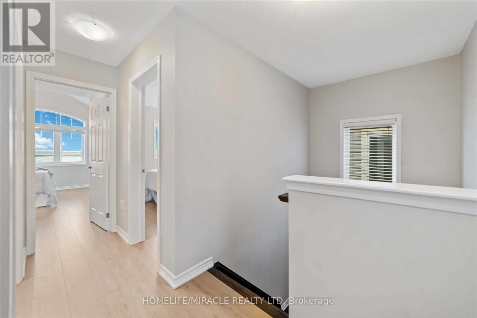 21 DONLAMONT CIRCLE, Brampton (Northwest Brampton), Ontario, L7A4T5 — Photo 10