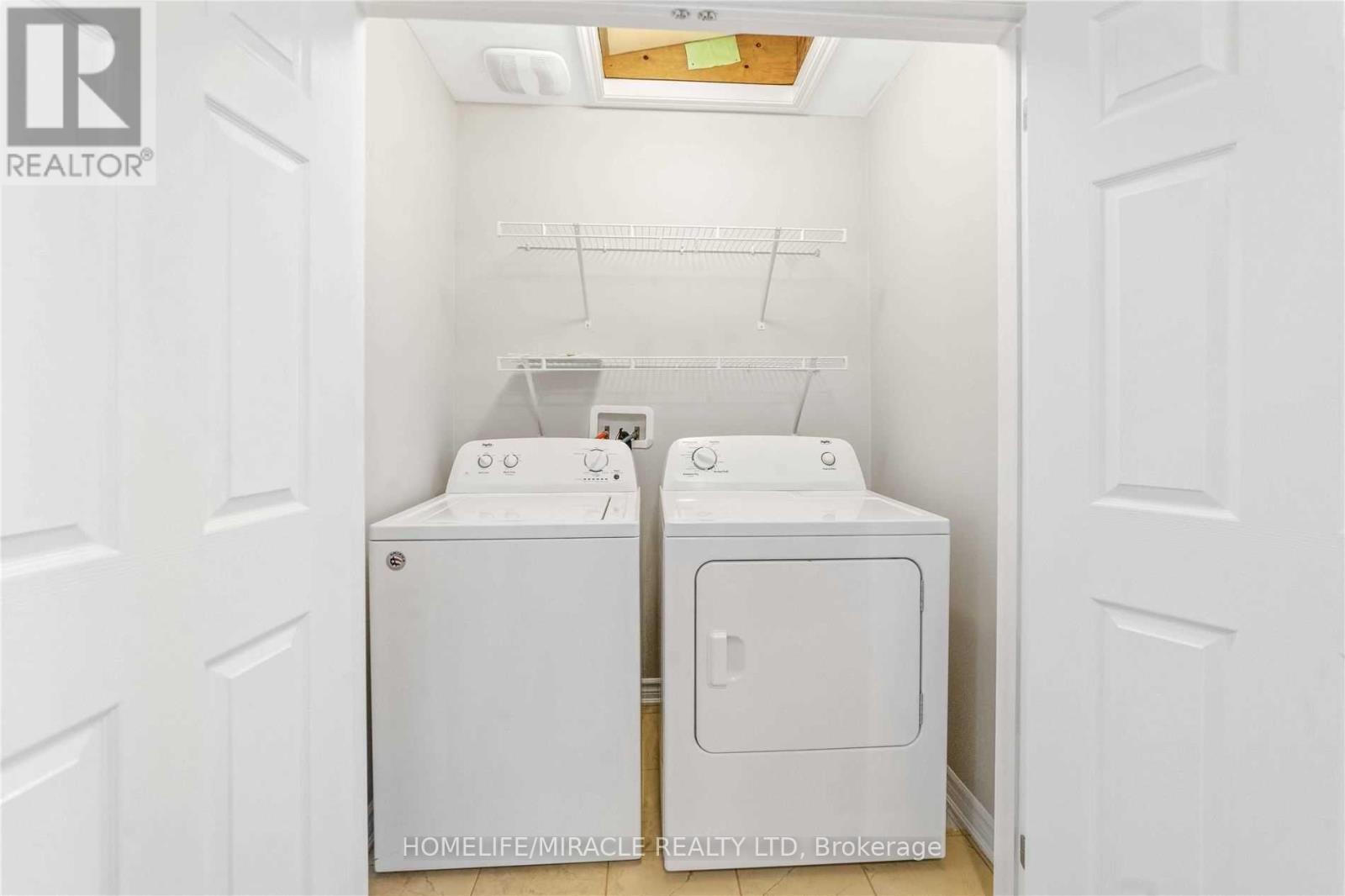 21 DONLAMONT CIRCLE, Brampton (Northwest Brampton), Ontario, L7A4T5 — Photo 18